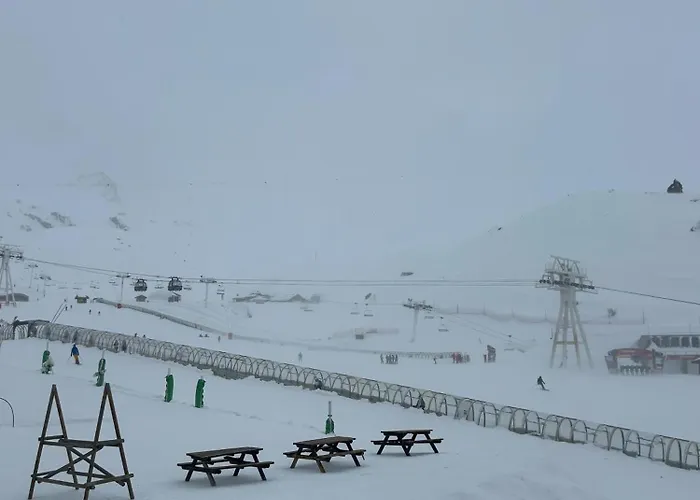 - Inout - 5 Beds Flat P-408 *